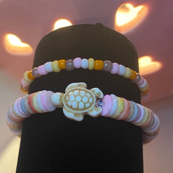 Jewelry - Beachy bracelets🐢